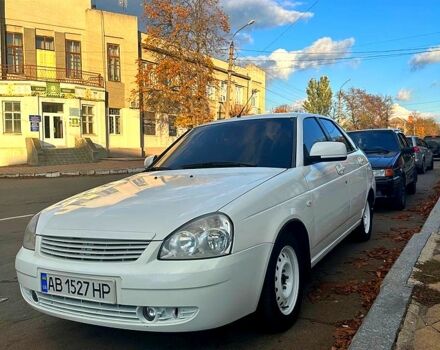 Білий ВАЗ Lada Priora, об'ємом двигуна 1.6 л та пробігом 120 тис. км за 4200 $, фото 4 на Automoto.ua