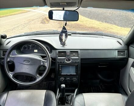 Серый ВАЗ Lada Priora, объемом двигателя 1.6 л и пробегом 270 тыс. км за 2250 $, фото 6 на Automoto.ua