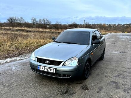 Серый ВАЗ Lada Priora, объемом двигателя 1.6 л и пробегом 213 тыс. км за 2650 $, фото 1 на Automoto.ua