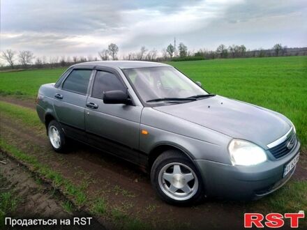 Сірий ВАЗ Lada Priora, об'ємом двигуна 1.6 л та пробігом 250 тис. км за 1987 $, фото 1 на Automoto.ua