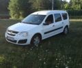 Белый ВАЗ Largus, объемом двигателя 1.6 л и пробегом 197 тыс. км за 5200 $, фото 1 на Automoto.ua