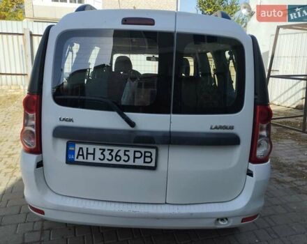 Білий ВАЗ Largus, об'ємом двигуна 1.6 л та пробігом 265 тис. км за 6500 $, фото 1 на Automoto.ua