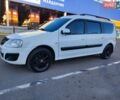 Белый ВАЗ Largus, объемом двигателя 1.6 л и пробегом 192 тыс. км за 7500 $, фото 6 на Automoto.ua