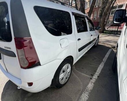 Белый ВАЗ Largus, объемом двигателя 1.6 л и пробегом 365 тыс. км за 3300 $, фото 1 на Automoto.ua