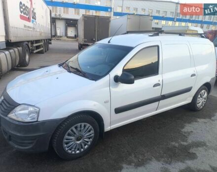 Белый ВАЗ Largus, объемом двигателя 1.6 л и пробегом 240 тыс. км за 3000 $, фото 1 на Automoto.ua