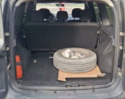 Бежевый ВАЗ Largus, объемом двигателя 1.6 л и пробегом 366 тыс. км за 3300 $, фото 7 на Automoto.ua