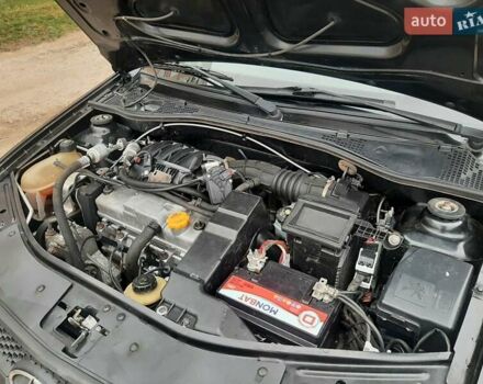 Черный ВАЗ Largus, объемом двигателя 1.6 л и пробегом 166 тыс. км за 3700 $, фото 10 на Automoto.ua