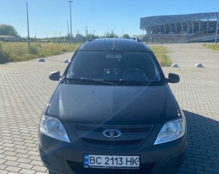 Черный ВАЗ Largus, объемом двигателя 1.6 л и пробегом 193 тыс. км за 3500 $, фото 1 на Automoto.ua