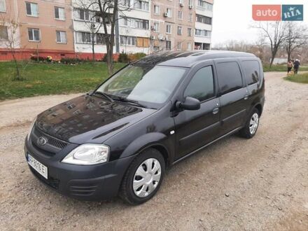 Черный ВАЗ Largus, объемом двигателя 1.6 л и пробегом 166 тыс. км за 3700 $, фото 1 на Automoto.ua