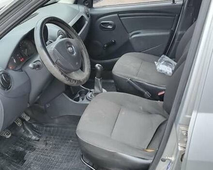 Серый ВАЗ Largus, объемом двигателя 1.6 л и пробегом 100 тыс. км за 3600 $, фото 1 на Automoto.ua