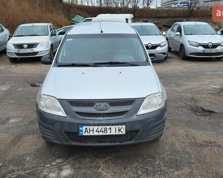 Сірий ВАЗ Largus, об'ємом двигуна 1.6 л та пробігом 100 тис. км за 3900 $, фото 1 на Automoto.ua