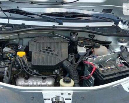 Сірий ВАЗ Largus, об'ємом двигуна 1.6 л та пробігом 105 тис. км за 7000 $, фото 16 на Automoto.ua