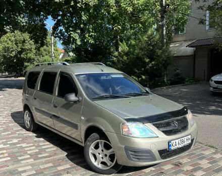 Серый ВАЗ Largus, объемом двигателя 1.6 л и пробегом 305 тыс. км за 4200 $, фото 2 на Automoto.ua