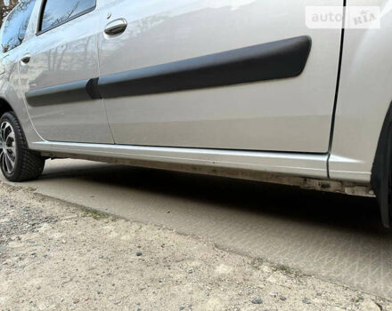 Сірий ВАЗ Largus, об'ємом двигуна 1.6 л та пробігом 68 тис. км за 6500 $, фото 20 на Automoto.ua