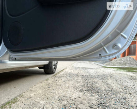 Серый ВАЗ Largus, объемом двигателя 1.6 л и пробегом 68 тыс. км за 6500 $, фото 38 на Automoto.ua