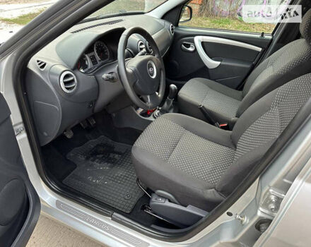 Серый ВАЗ Largus, объемом двигателя 1.6 л и пробегом 68 тыс. км за 6500 $, фото 20 на Automoto.ua