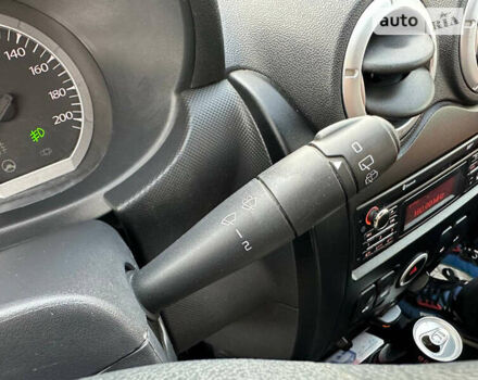 Серый ВАЗ Largus, объемом двигателя 1.6 л и пробегом 68 тыс. км за 6500 $, фото 57 на Automoto.ua