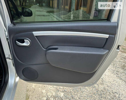 Серый ВАЗ Largus, объемом двигателя 1.6 л и пробегом 68 тыс. км за 6500 $, фото 37 на Automoto.ua