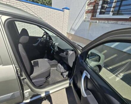 Серый ВАЗ Largus, объемом двигателя 1.6 л и пробегом 124 тыс. км за 3700 $, фото 11 на Automoto.ua