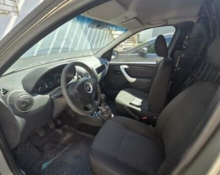 Серый ВАЗ Largus, объемом двигателя 1.6 л и пробегом 124 тыс. км за 3700 $, фото 10 на Automoto.ua