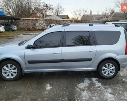 Серый ВАЗ Largus, объемом двигателя 1.6 л и пробегом 68 тыс. км за 7200 $, фото 2 на Automoto.ua