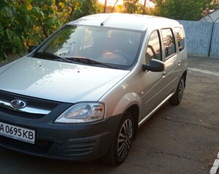 Серый ВАЗ Largus, объемом двигателя 1.6 л и пробегом 140 тыс. км за 6100 $, фото 1 на Automoto.ua