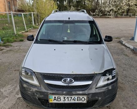 Серый ВАЗ Largus, объемом двигателя 1.6 л и пробегом 104 тыс. км за 3800 $, фото 1 на Automoto.ua