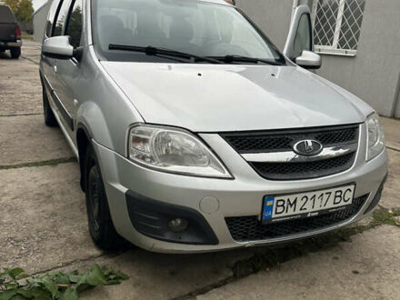 Сірий ВАЗ Largus, об'ємом двигуна 1.6 л та пробігом 228 тис. км за 4200 $, фото 1 на Automoto.ua