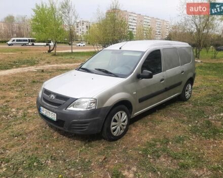 Серый ВАЗ Largus, объемом двигателя 1.6 л и пробегом 164 тыс. км за 3300 $, фото 1 на Automoto.ua