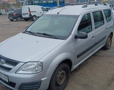 Серый ВАЗ Largus, объемом двигателя 1.6 л и пробегом 275 тыс. км за 4900 $, фото 1 на Automoto.ua