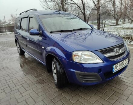 Синій ВАЗ Largus, об'ємом двигуна 1.6 л та пробігом 120 тис. км за 4400 $, фото 4 на Automoto.ua