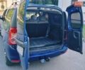 Синий ВАЗ Largus, объемом двигателя 1.6 л и пробегом 98 тыс. км за 5600 $, фото 3 на Automoto.ua