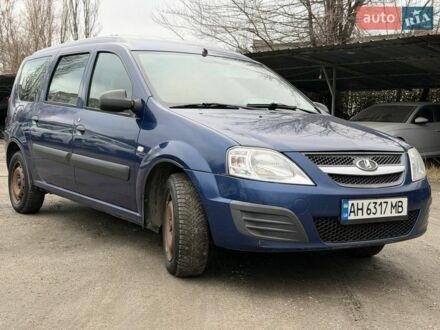 Синий ВАЗ Largus, объемом двигателя 1.6 л и пробегом 100 тыс. км за 3999 $, фото 1 на Automoto.ua