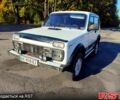 Белый ВАЗ Нива, объемом двигателя 1.6 л и пробегом 150 тыс. км за 1600 $, фото 1 на Automoto.ua
