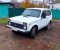 Белый ВАЗ Нива, объемом двигателя 1.6 л и пробегом 100 тыс. км за 1450 $, фото 1 на Automoto.ua