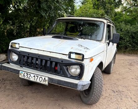Белый ВАЗ Нива, объемом двигателя 1.7 л и пробегом 450 тыс. км за 1400 $, фото 4 на Automoto.ua