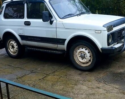 Белый ВАЗ Нива, объемом двигателя 1.6 л и пробегом 0 тыс. км за 1680 $, фото 4 на Automoto.ua
