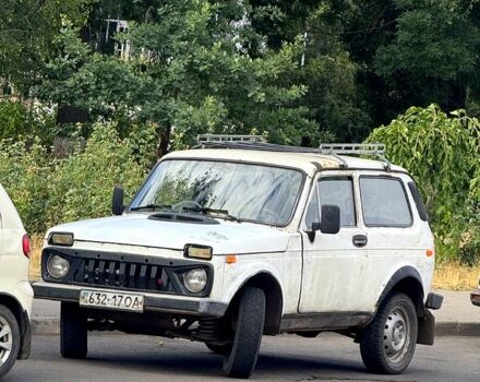 Белый ВАЗ Нива, объемом двигателя 1.7 л и пробегом 450 тыс. км за 1400 $, фото 3 на Automoto.ua