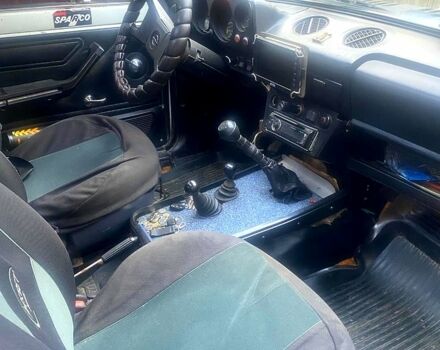 Белый ВАЗ Нива, объемом двигателя 1.6 л и пробегом 250 тыс. км за 2200 $, фото 3 на Automoto.ua