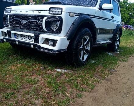 Белый ВАЗ Нива, объемом двигателя 1.7 л и пробегом 0 тыс. км за 2400 $, фото 4 на Automoto.ua