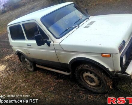 ВАЗ Нива 1986 в Сумах на Automoto.ua Белый ВАЗ Нива, объемом двигателя 1.6 л и пробегом 200 тыс. км за 1600 $, фото 3 на Automoto.ua