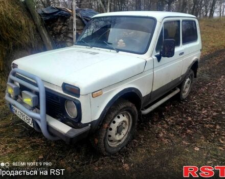 ВАЗ Нива 1986 в Сумах на Automoto.ua Белый ВАЗ Нива, объемом двигателя 1.6 л и пробегом 200 тыс. км за 1600 $, фото 4 на Automoto.ua
