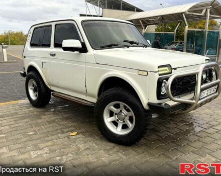 Белый ВАЗ Нива, объемом двигателя 1.6 л и пробегом 0 тыс. км за 2600 $, фото 2 на Automoto.ua