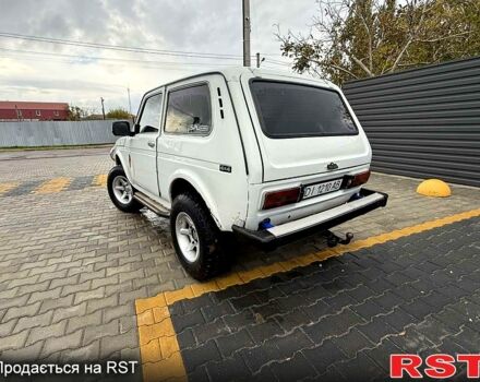 Белый ВАЗ Нива, объемом двигателя 1.6 л и пробегом 0 тыс. км за 2600 $, фото 3 на Automoto.ua