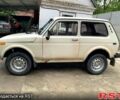 Белый ВАЗ Нива, объемом двигателя 1.6 л и пробегом 140 тыс. км за 1600 $, фото 1 на Automoto.ua