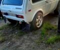 Белый ВАЗ Нива, объемом двигателя 1.6 л и пробегом 100 тыс. км за 2600 $, фото 2 на Automoto.ua
