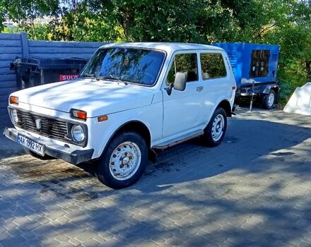 Білий ВАЗ Нива, об'ємом двигуна 1.6 л та пробігом 130 тис. км за 1600 $, фото 4 на Automoto.ua