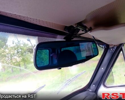 Белый ВАЗ Нива, объемом двигателя 1.6 л и пробегом 65 тыс. км за 2000 $, фото 2 на Automoto.ua