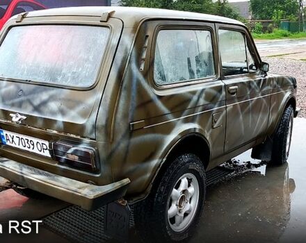 Белый ВАЗ Нива, объемом двигателя 1.6 л и пробегом 285 тыс. км за 1800 $, фото 1 на Automoto.ua