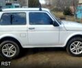 Белый ВАЗ Нива, объемом двигателя 1.6 л и пробегом 70 тыс. км за 3300 $, фото 1 на Automoto.ua